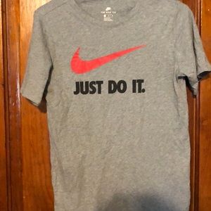 Nike tee